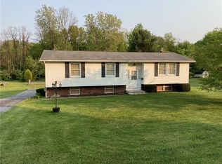 325 Owen Dr, Johnstown, PA 15904