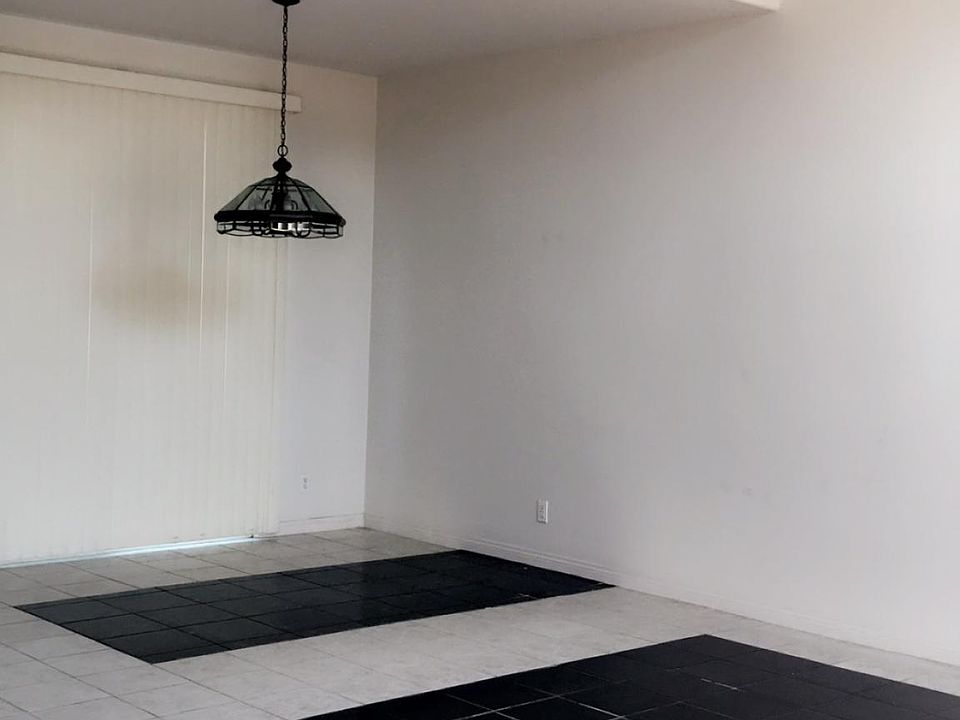1st image of 319 Marguerite Ave #A
