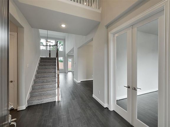 5th image of 22710 Alderdale Ln