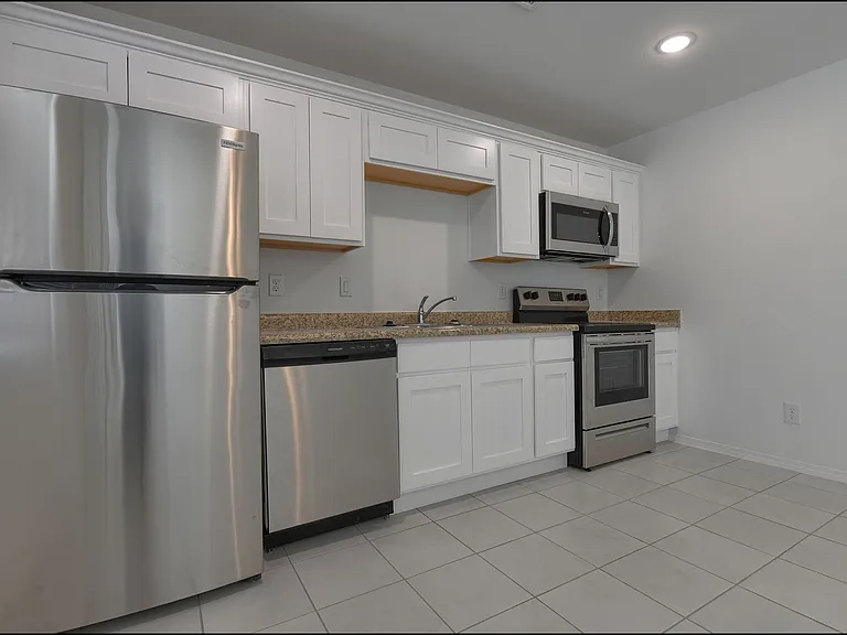 4626 Maxwell Ave — Photo 14