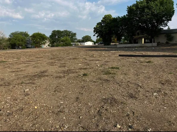 900 N Euclid Ave, Pierre, SD 57501