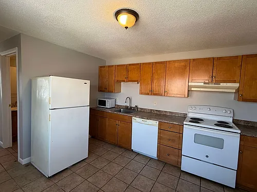 682 Beech St #5 Photo 1