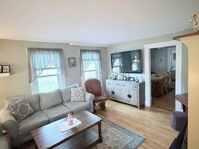 15 Ellsworth Ave — Photo 6