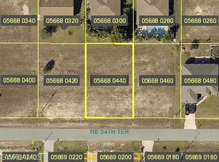 2135 NE 34th Ter, Cape Coral, FL 33909