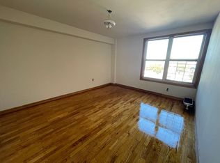 1251 E 19th St #3, Brooklyn, NY 11230