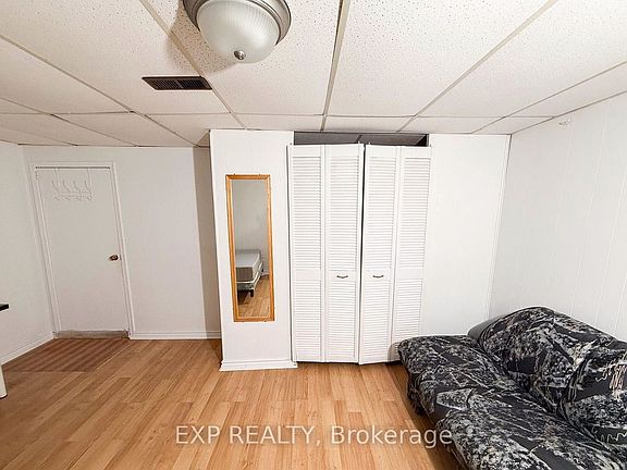 3rd image of 500 Drewry Ave #1
