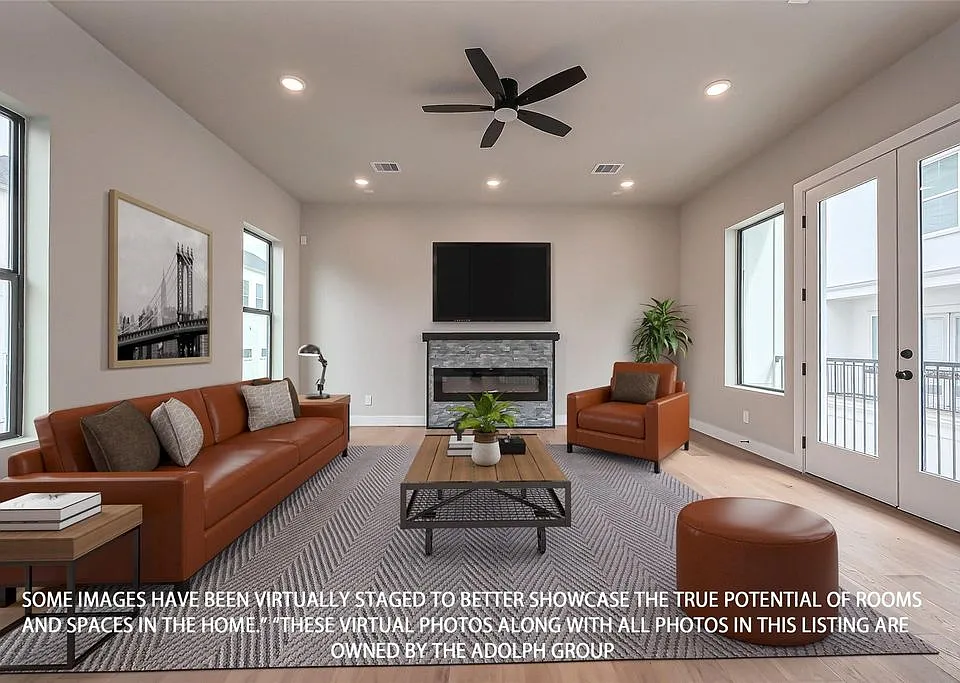 1222 W 24th St