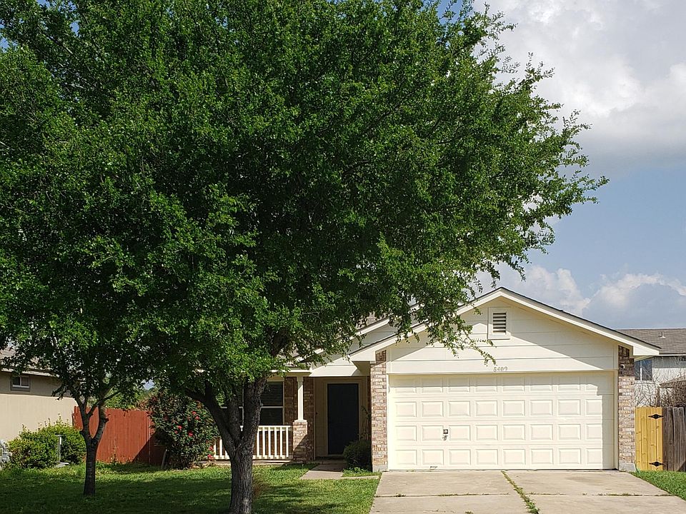 Step into this gorgeously remodeled home with fresh paint inside and out, polished concrete floors, quartz countertops, new A/C, ceiling fans, lighting fixtures, backsplash in kitchen/bathroom, baseboards, and doors. Spacious closets in each bedroom.