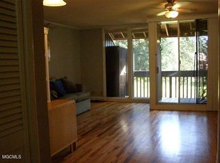 217 Lakeside Villa, Diamondhead, MS 39525