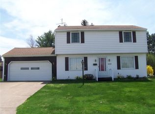 2535 W 37th St, Erie, PA 16506