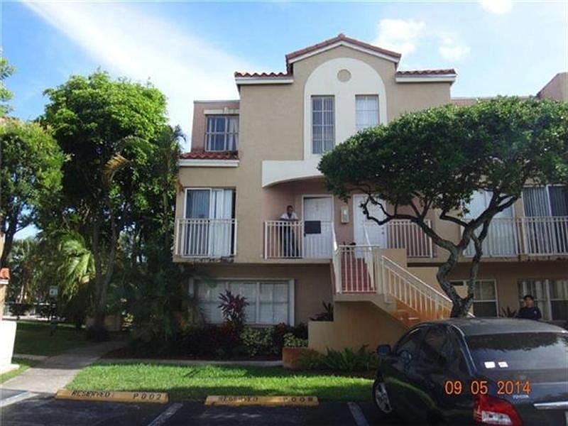 2nd image of 8670 NW 6th Ln #4-200