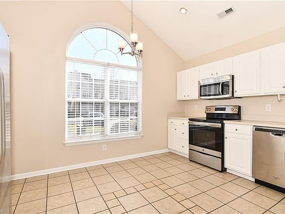 5th image of 6331 Double Eagle Dr