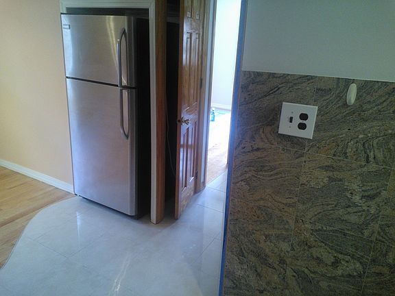 4th image of 5825 83rd St #1