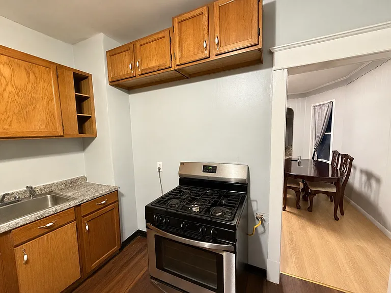 354 Cornwall Ave #1 — Photo 3