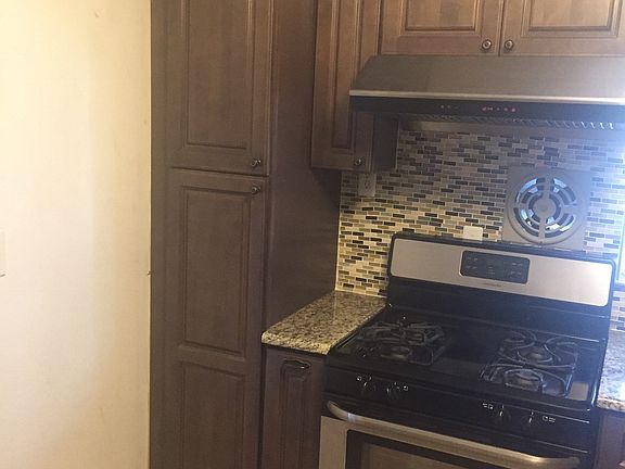 2nd image of 793 Wallace Ave