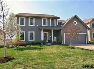 2026 S 199th St, Omaha, NE 68130