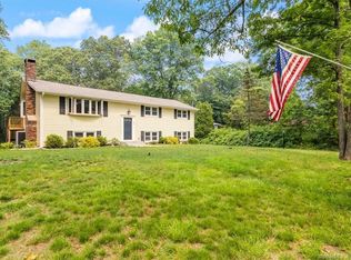 277 Saw Mill Rd, Guilford, CT 06437