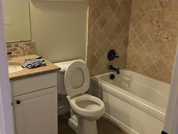 Second floor bath room