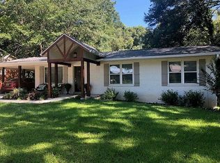 613 Johnson Ave, Fairhope, AL 36532