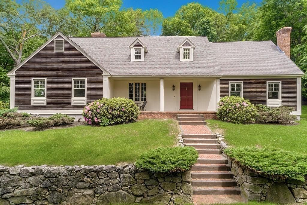 32 Southboro Rd, Upton, MA 01568 Zillow