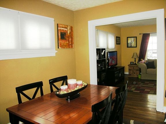 4th image of 1610 Westona Dr