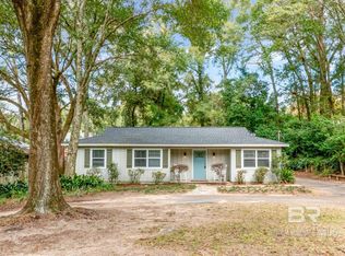 403 Frederick Ave, Fairhope, AL 36532