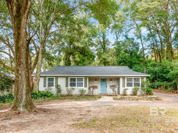403 Frederick Ave, Fairhope, AL 36532