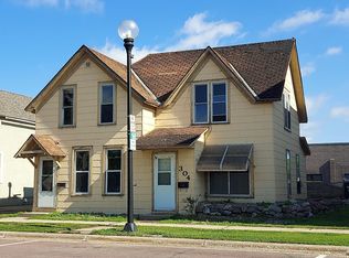 304 W Ashley St, Jackson, MN 56143