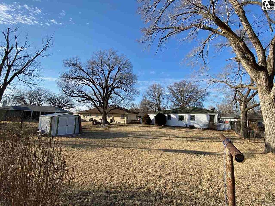2nd image of 3 Harvest Ln