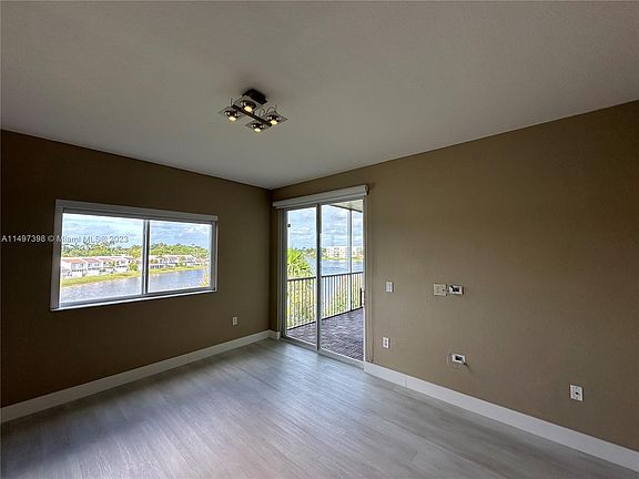 2nd image of 10700 NW 66th St APT 403