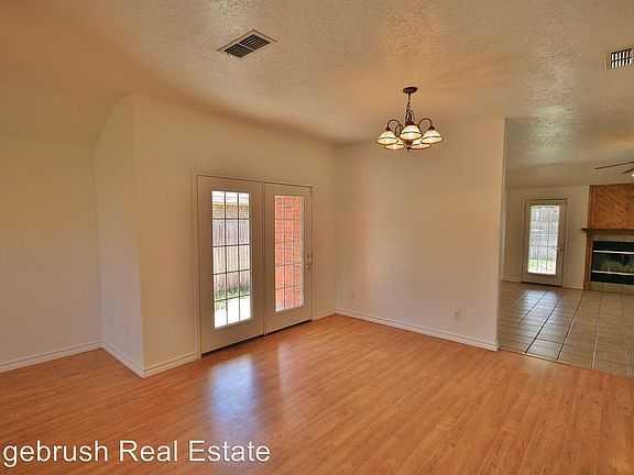 4th image of 3837 Benjamin Davis Dr