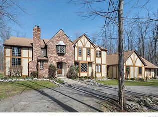 10470 County Rd, Clarence, NY 14031