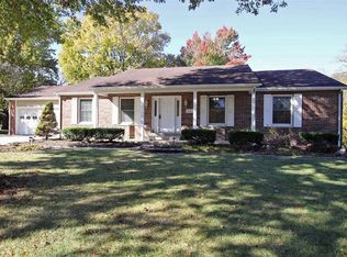 3418 Clearview Ave, Godfrey, IL 62035