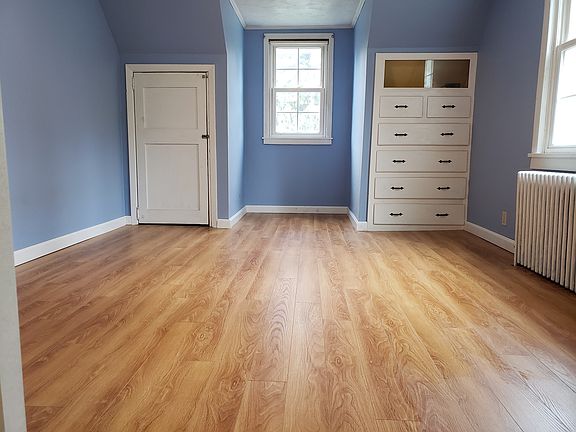 2nd image of 30 Valley Dr