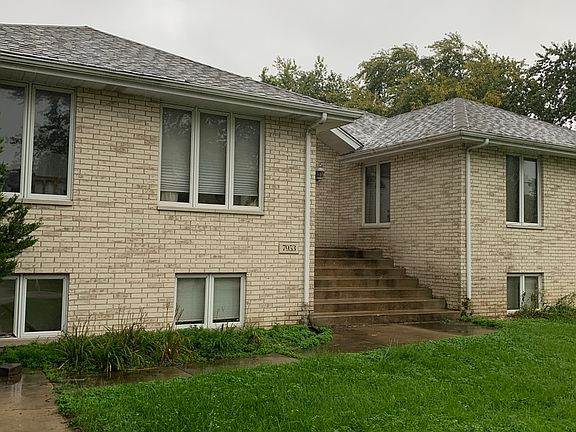 4th image of 7953 Latrobe Ave