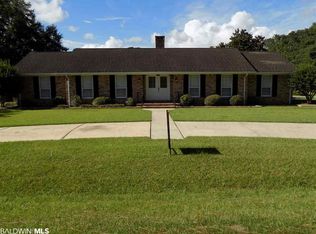 302 W Fern Ave, Foley, AL 36535