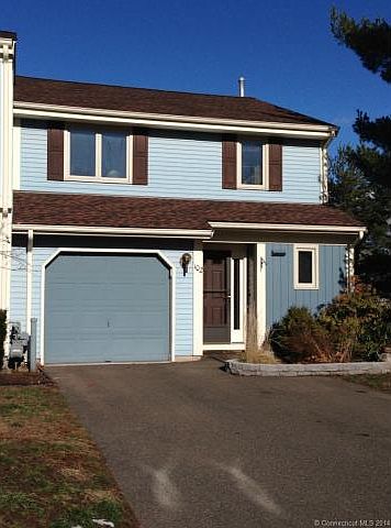 1st image of 102 Copper Beech Dr