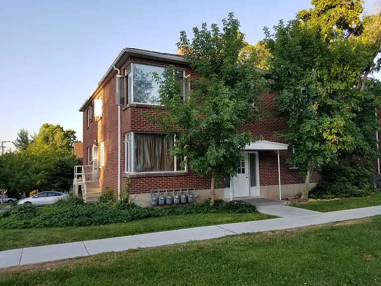 788 East 5th Avenue — Photo 25
