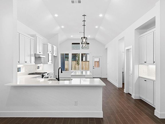 7th image of this home