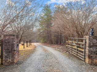 137 Hagler Ln, Elkin, NC 28621