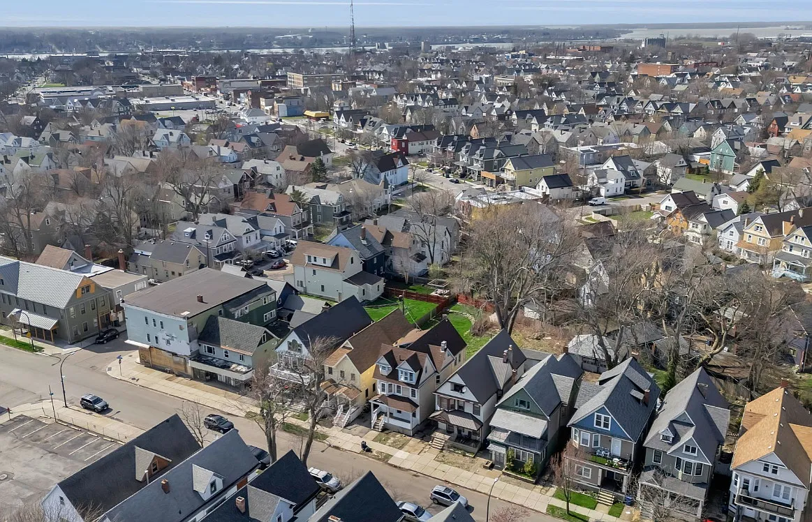 Renovated apartment in Buffalo — Photo 3