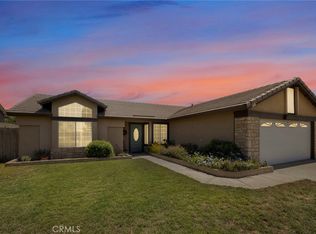 2560 W Plaza Serena Dr, Rialto, CA 92377