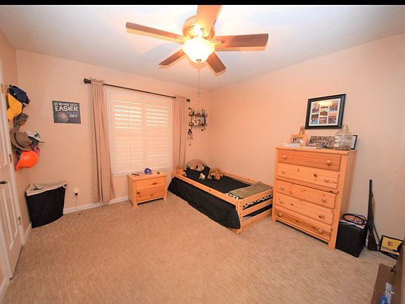 5th image of 807 Gonzales Dr