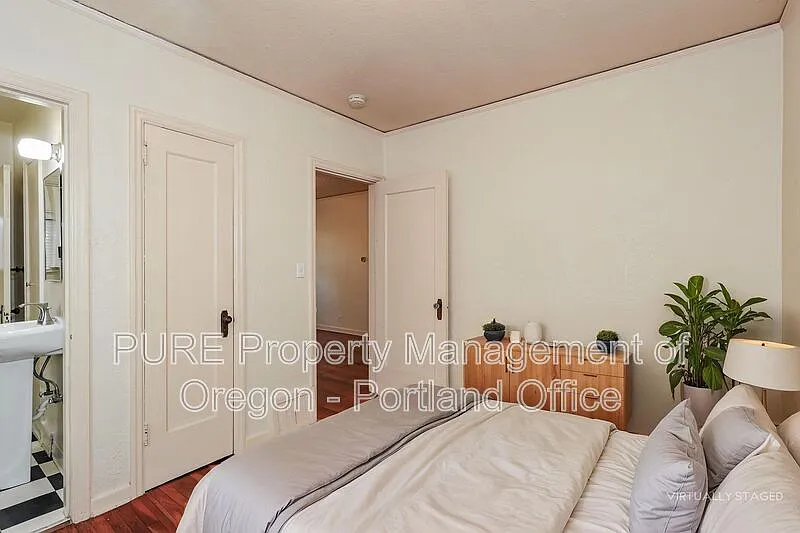 1 bed, 1.0 bath, 425 sqft, $1,195 — Photo 2