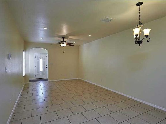 4th image of 5817 Lawndale Dr APT 13