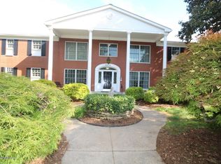 2454 Glenmary Ave APT 14, Louisville, KY 40204
