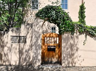 211 Alto Ln APT 3, Santa Fe, NM 87501