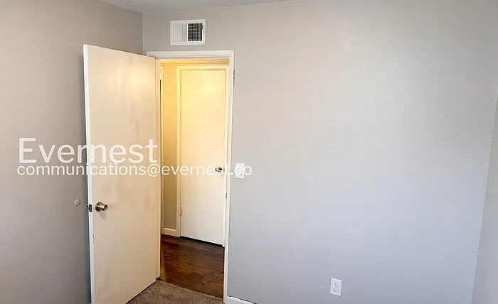 2333 E Camino St — Photo 24