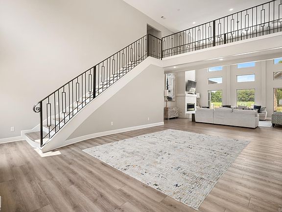 4th image of 5709 Bachelors Gulch Dr