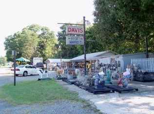 7092 James D Hagood Hwy, Scottsburg, VA 24589